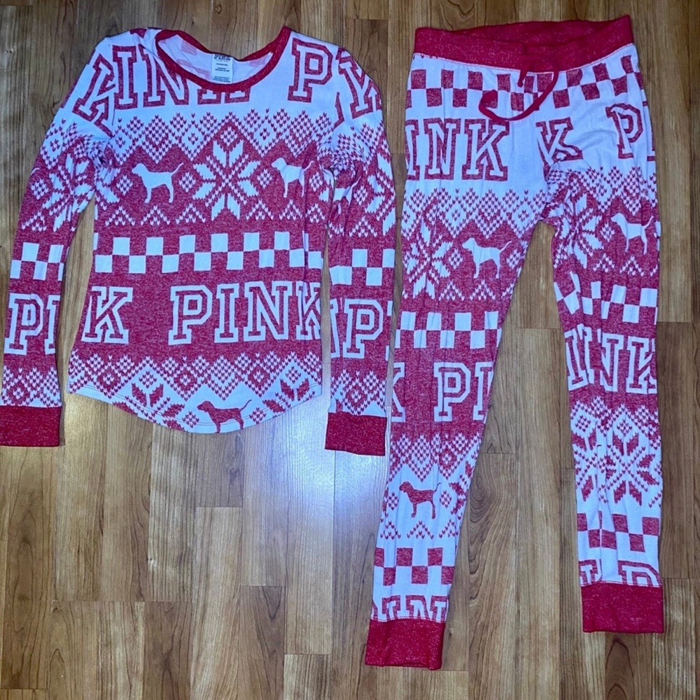 Victoria’s Secret PINK outfit